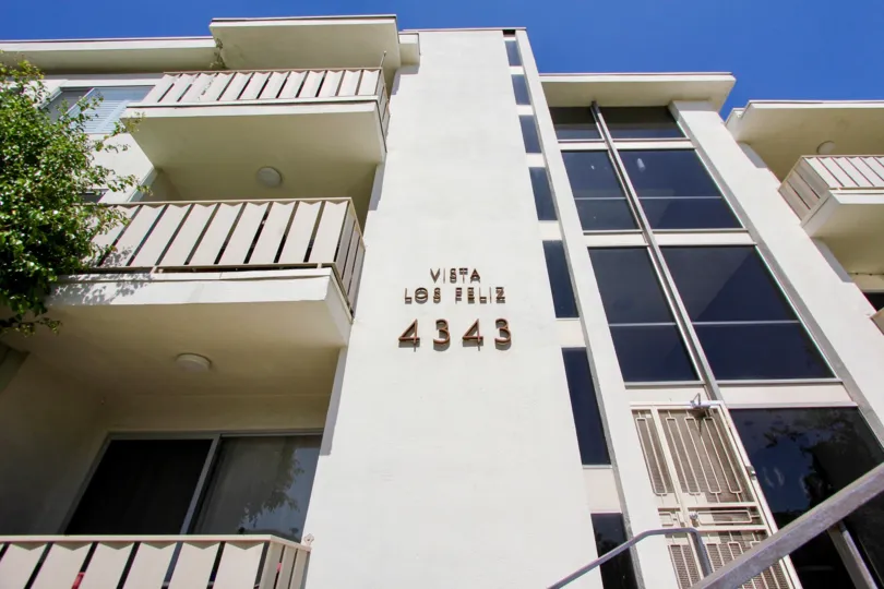 The address for Vista Los Feliz on the building in Los Feliz, California