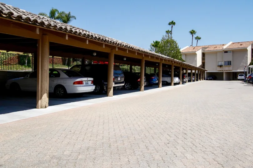 The parking for Maison De Ville