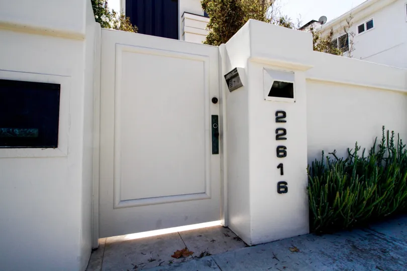 The proprty entrance into The Malibu