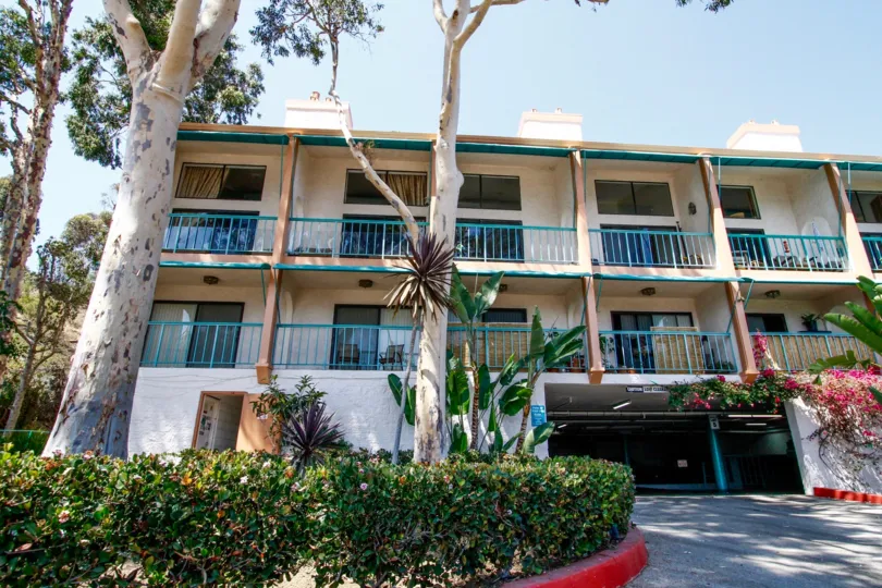 The balconies seen at Tivoli Cove