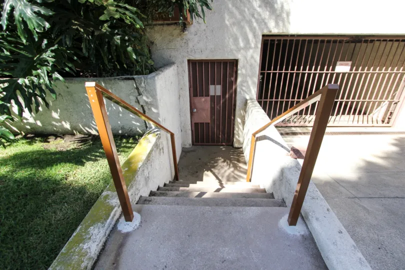 A side entrance into 11811 Avon Way in Mar Vista, California