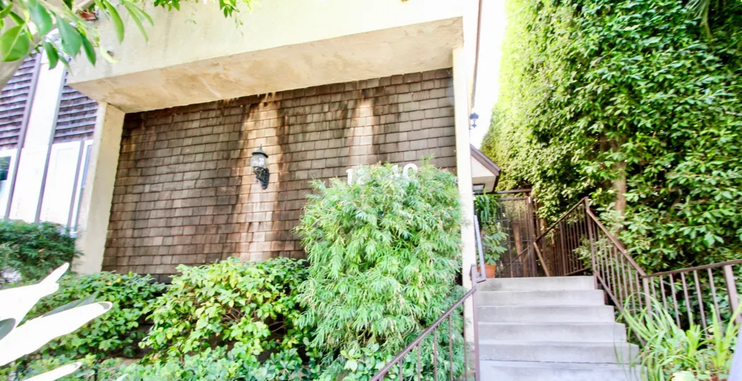 The landscaping around 12740 Pacific in Mar Vista, California