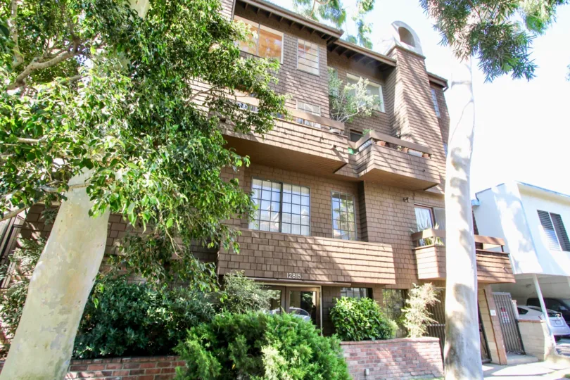 The balconies at 12815 Caswell Ave