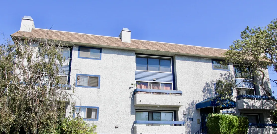 The view of 3988 Beethoven in Mar Vista, California