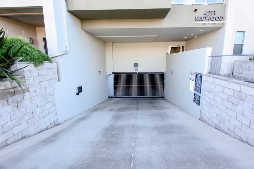 The parking for 4211 Redwood
