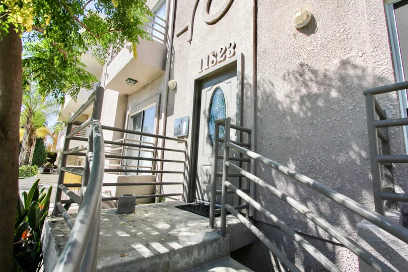 The entrance into Avon Way Townhomes in Mar Vista, California