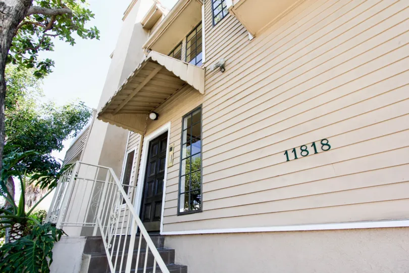 The address for Courtleigh on the building