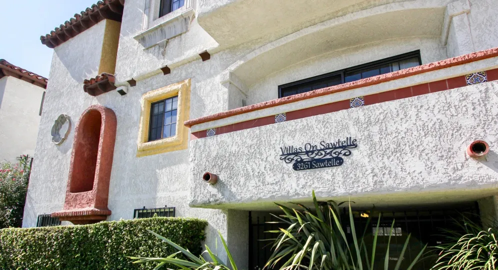 The name of The Villas on Sawtelle building