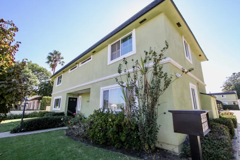 The landscaping around Wade Townhomes
