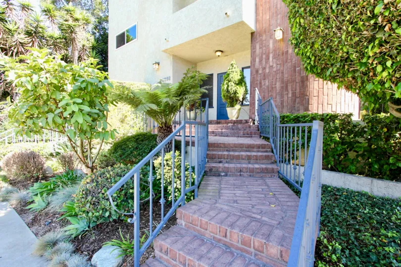 The stairs into Washington Manor