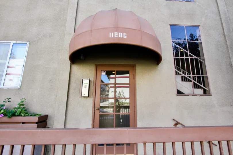 The entrance into Westminster Villas