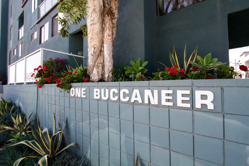 The sign annoucning 1 Buccaneer in Marina Del Rey