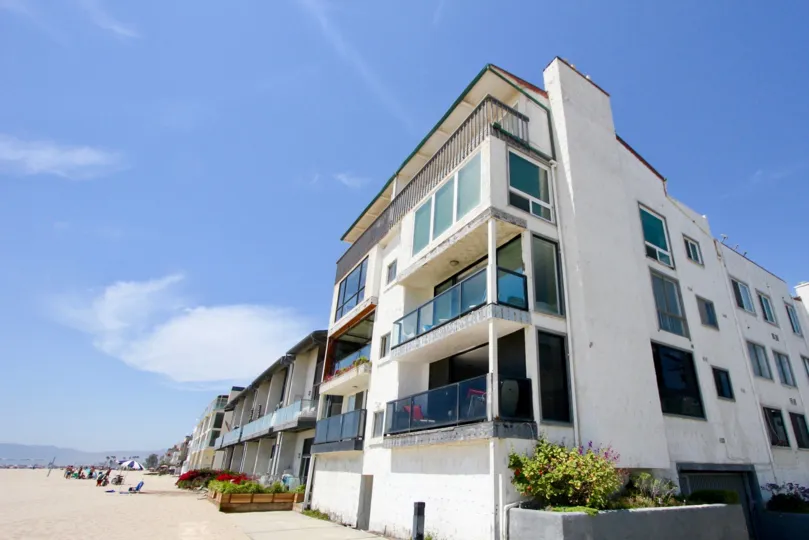 Stunning beach view on beautiful day at the 1 Jib community in Marina Del Rey, California.