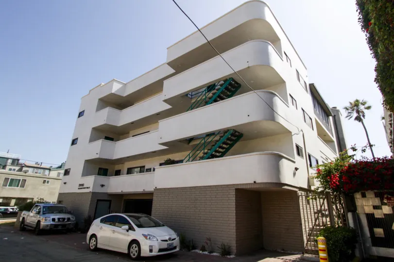 The balconies at Anchorage Estates