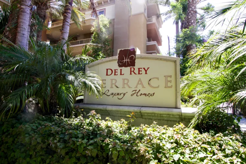 The sign announcing the Del Rey Terrace at Marina Del Rey