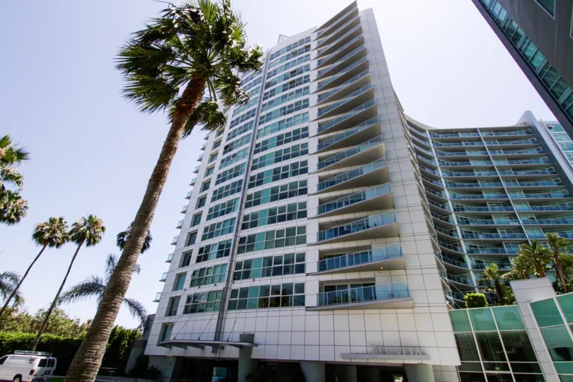 The landscaping seen at Regatta Seaside Residences in Marina Del Rey