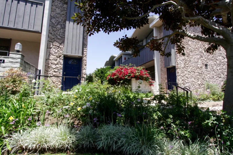The landscaping around Villa Cavalaire