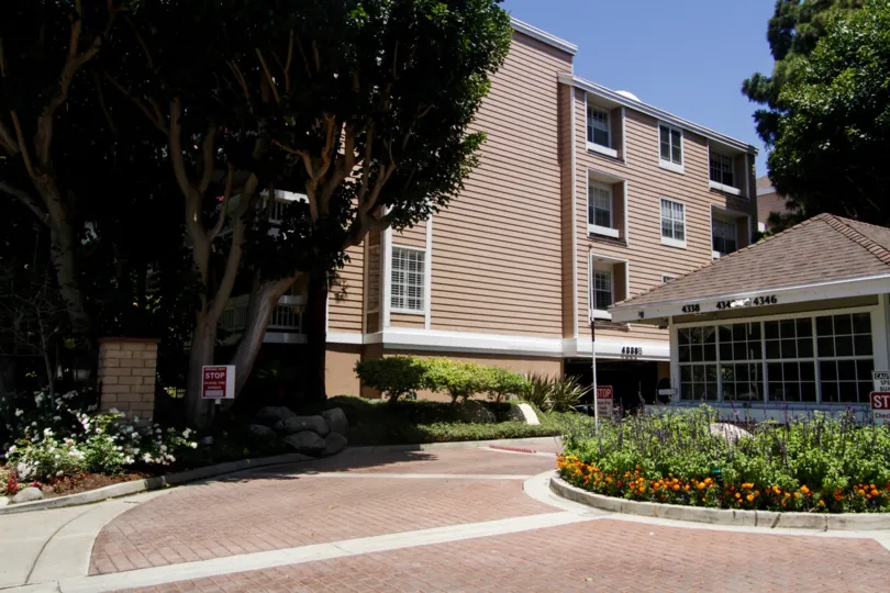 The driveway around Villa Marina East V