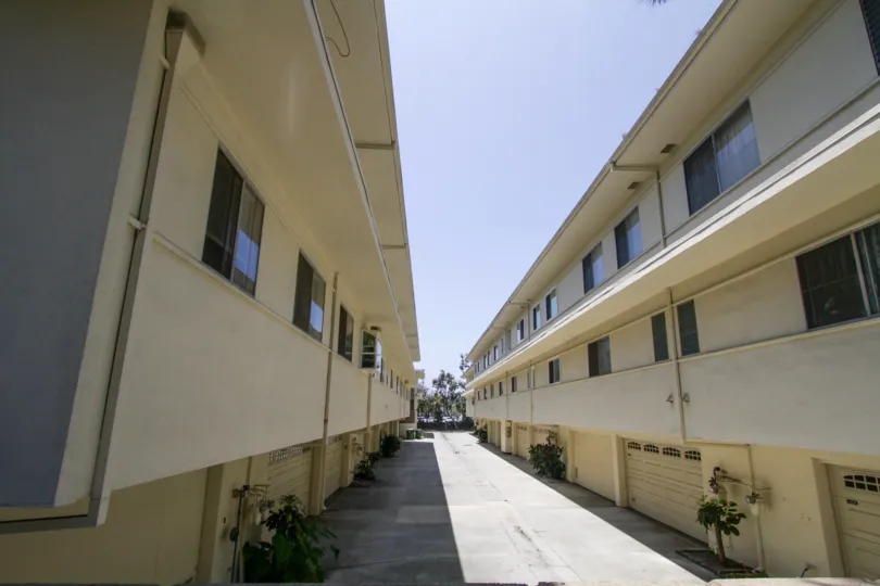 The parking at Villa Rapallo in Marina Del Rey