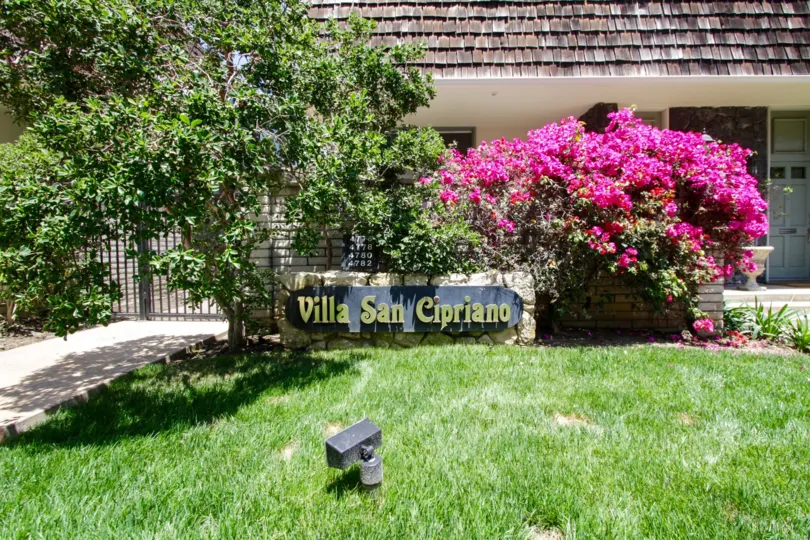 The welcoming sign into Villa San Cipriano
