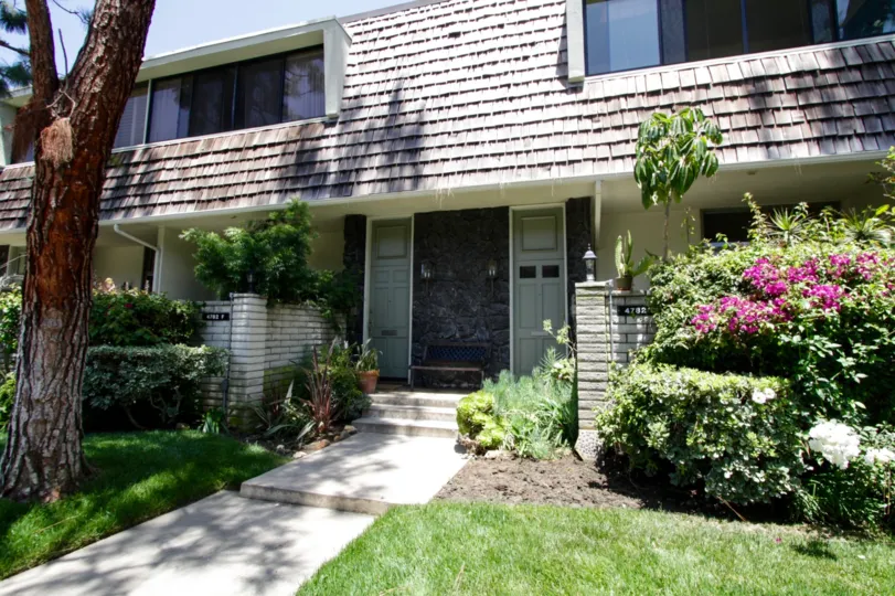 The front door of the Villa San Cipriano in Marina Del Rey