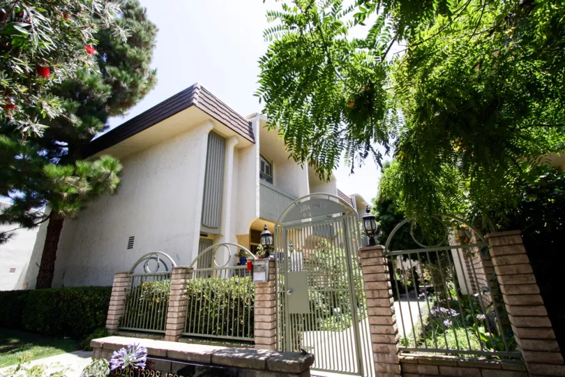 The gated entrance into Villa Sicilia in Marina Del Rey