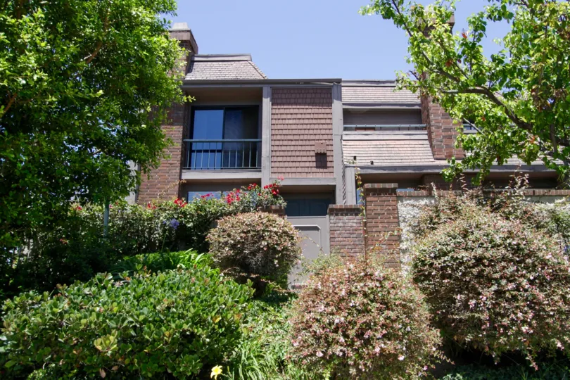 The Villa Vallarta building in Marina Del Rey