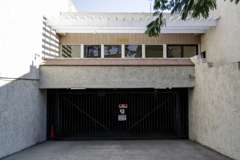 The parking at 11834 Gilmore St in North Hollywood
