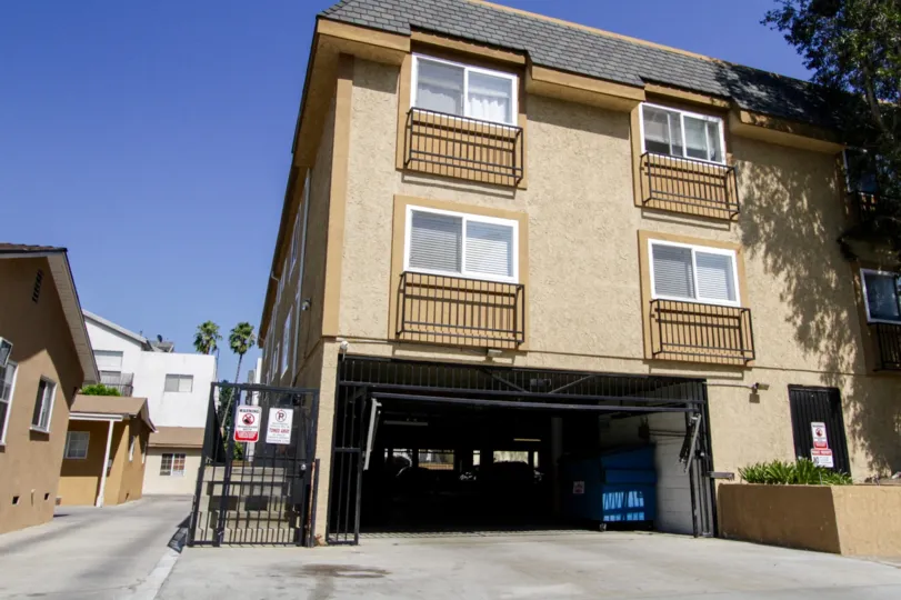 The building at 5224 Denny Ave