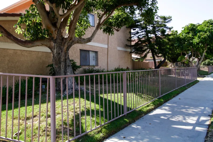 The frence surrounding the property at 6525 Cleon Ave in North Hollywood