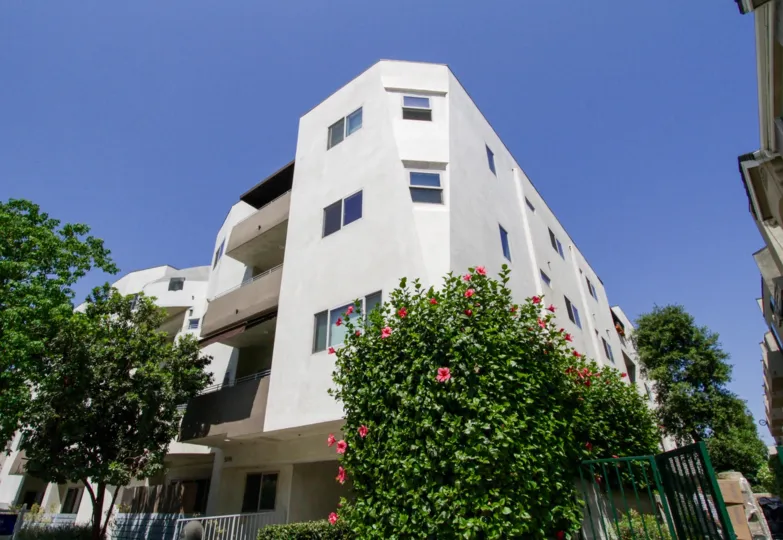 The unique Bakman Court building in North Hollywood
