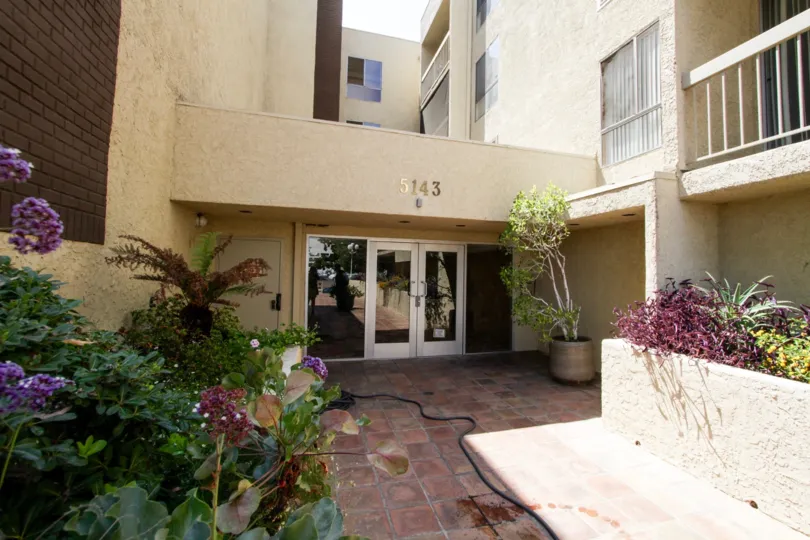 The entrance into Bakman Towers