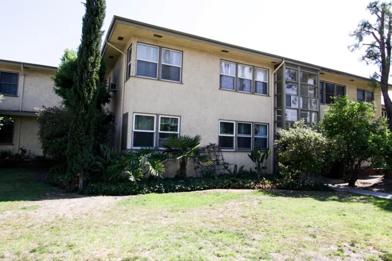 The Cahuenga Gardens building