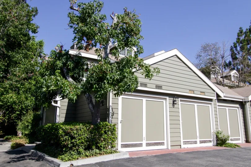The garage for Cambridge Glen in North Hollywood