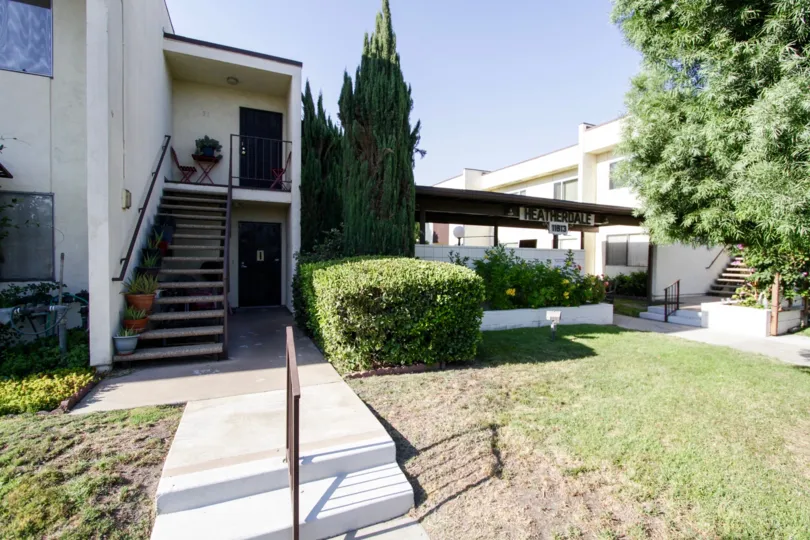 The unit entrance at Heatherdale