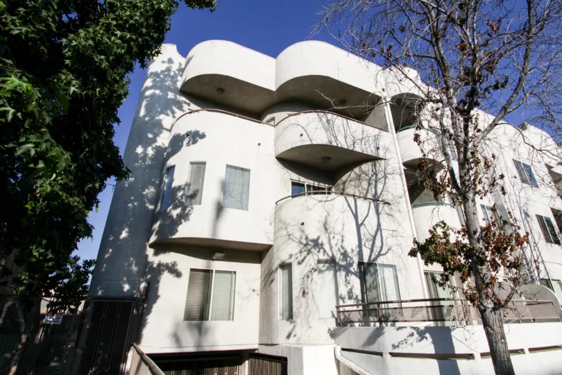 The architecture of the Laurel Luxury Condominiums building