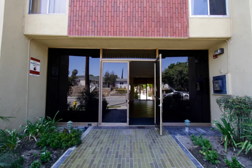 The entrance into Sutton Terrace South
