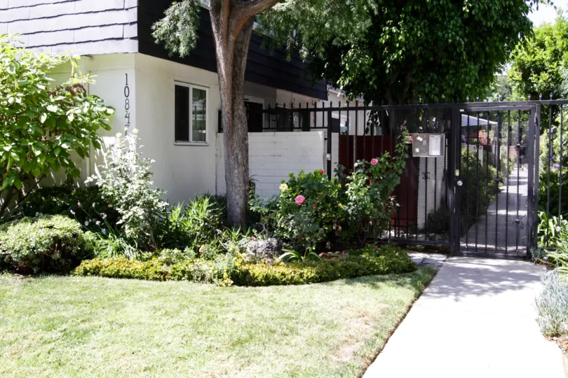 The sidewalk up to the Toluca Continental Townhomes