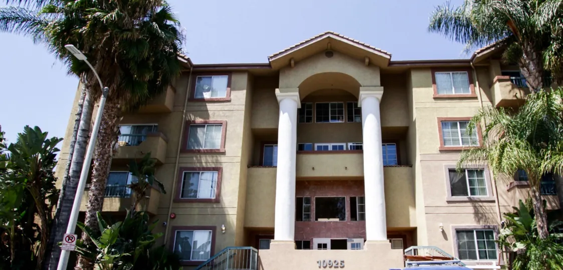 The Toluca Gardens building in North Hollywood