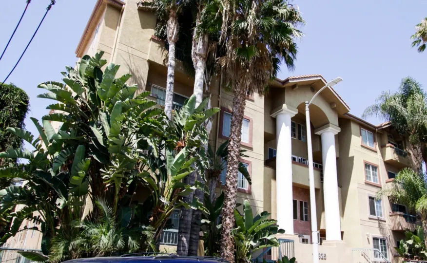 The landscaping seen around Toluca Gardens
