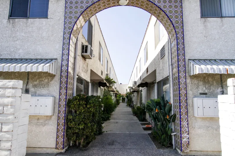 The arch at the Villa Casitas in North Hollywood
