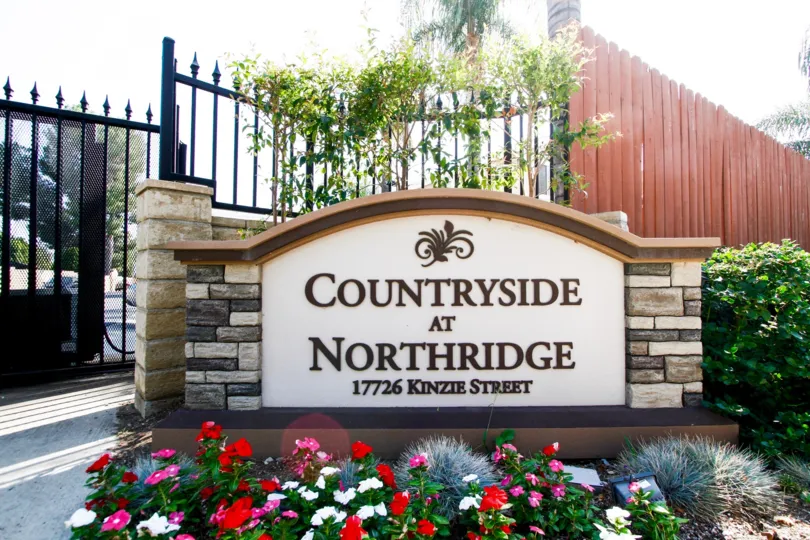 The sign welcoming you into Countryside at Northside