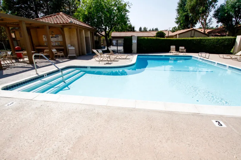 The pool at Park Northridge