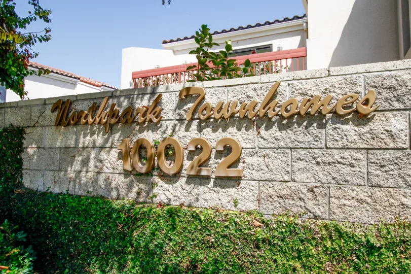 The name outside of Parkside Townhomes in Northridge CA