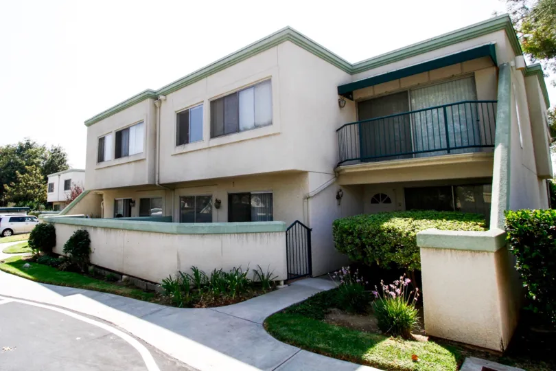 The Peppertree Northridge building in Northridge CA