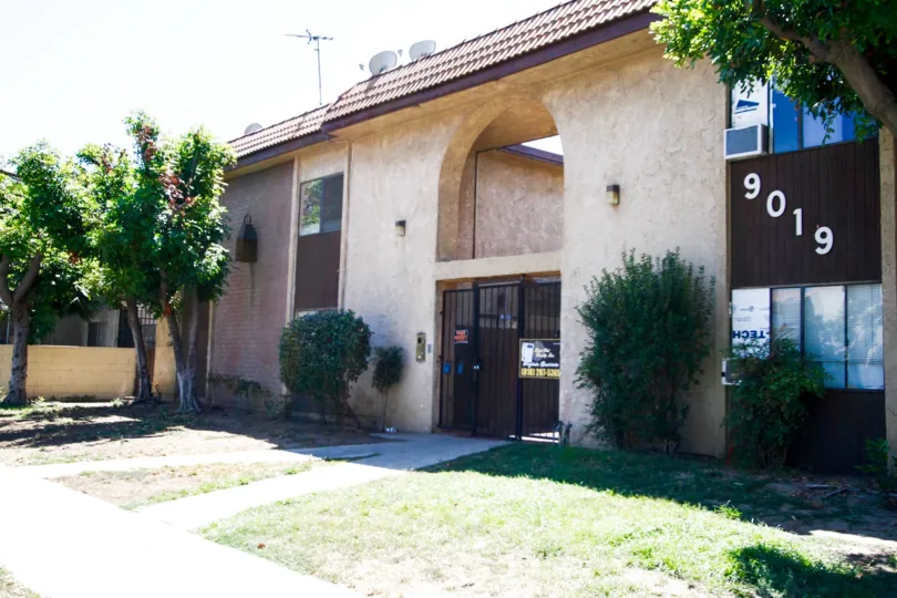 The sidewalk up to Cedros South Townhomes