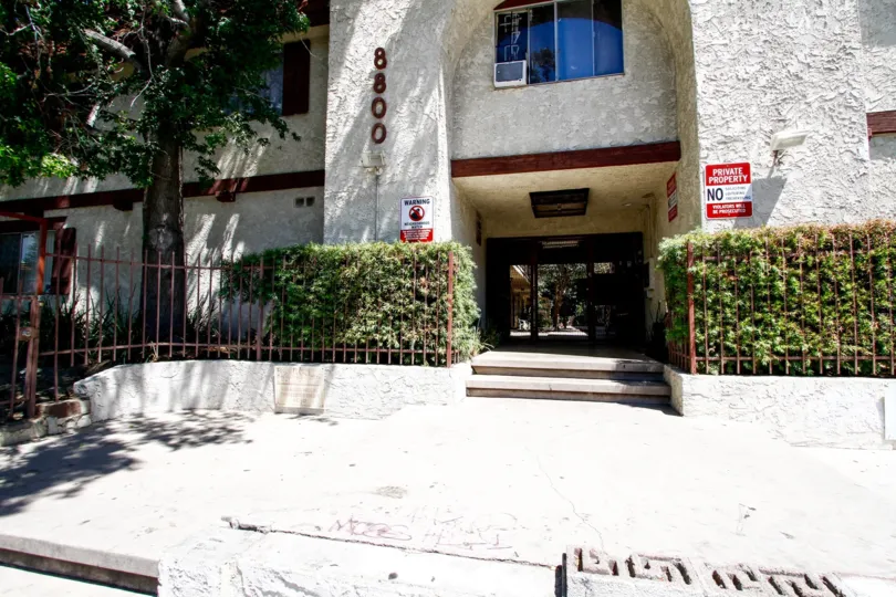 The entrance into Liu Lan in Panorama City California
