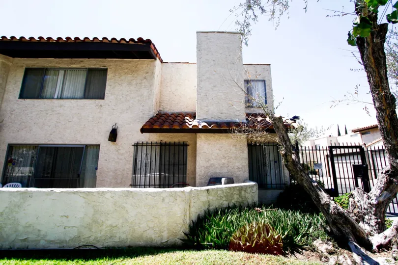 The landscaping around Panorama Ranchos in Panorama City California