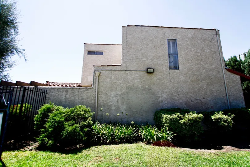 The Panorama Ranchos building