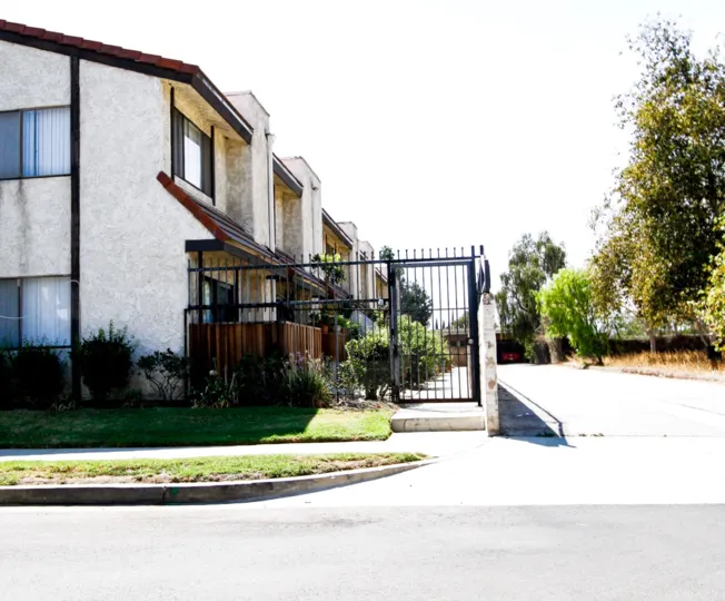 The sidewalk leading up to Plummer Grove in Panorama City California